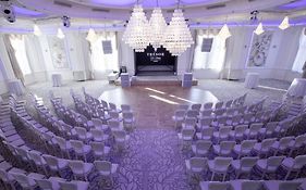 Tresor Le Palais Timisoara, Curio Collection By Hilton