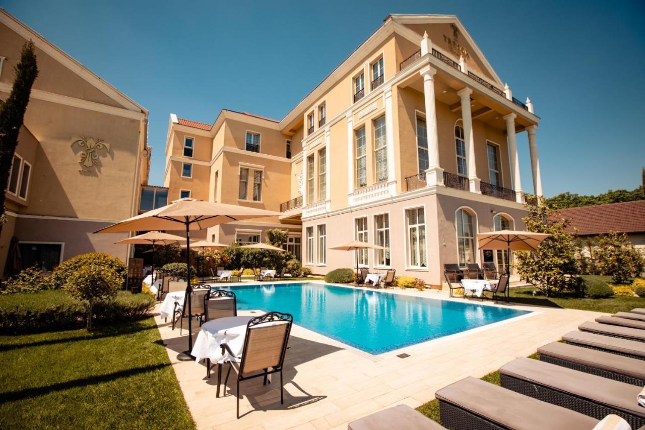 Tresor Le Palais Timisoara, Curio Collection By Hilton Hotel Exterior foto
