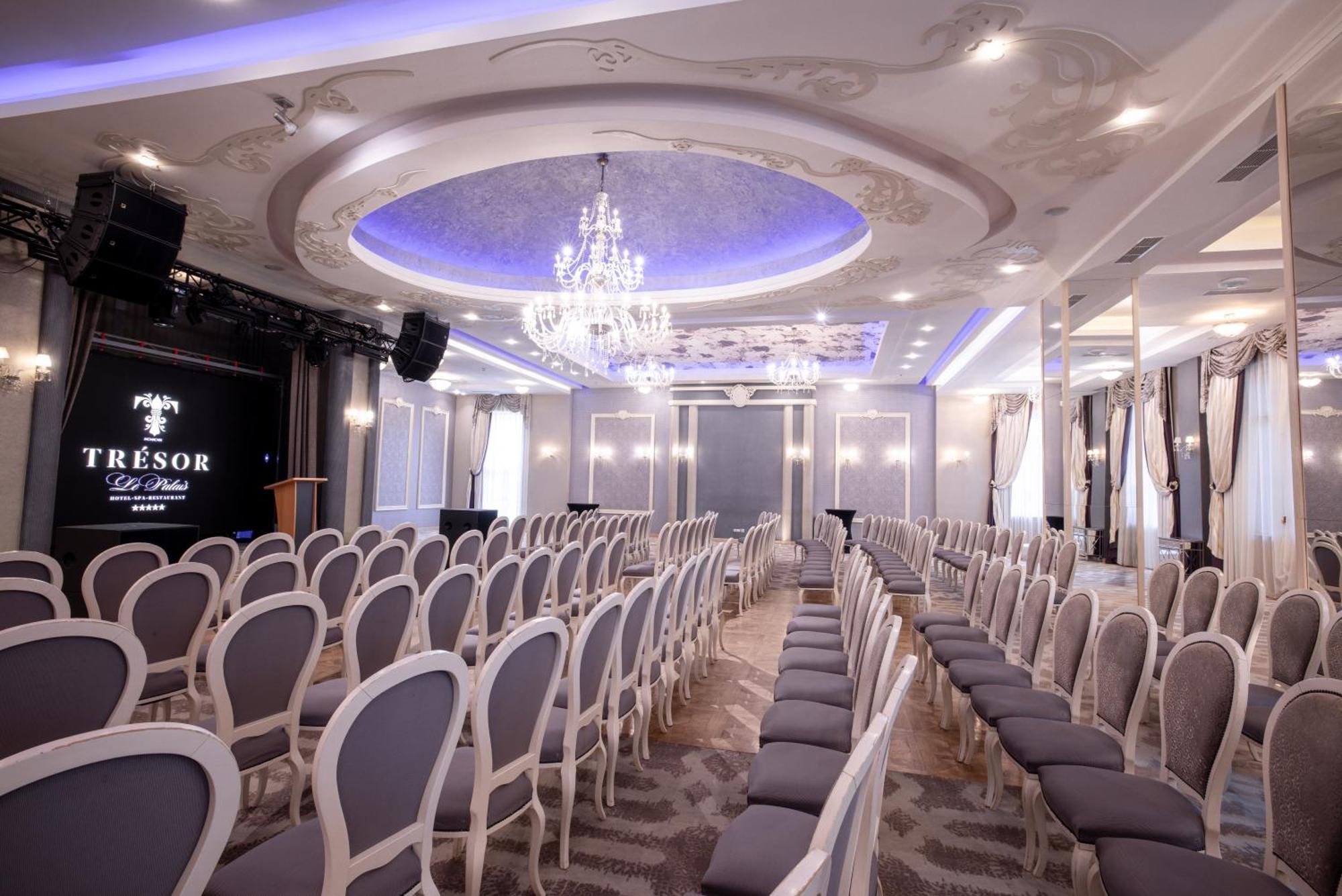 Tresor Le Palais Timisoara, Curio Collection By Hilton Hotel Exterior foto