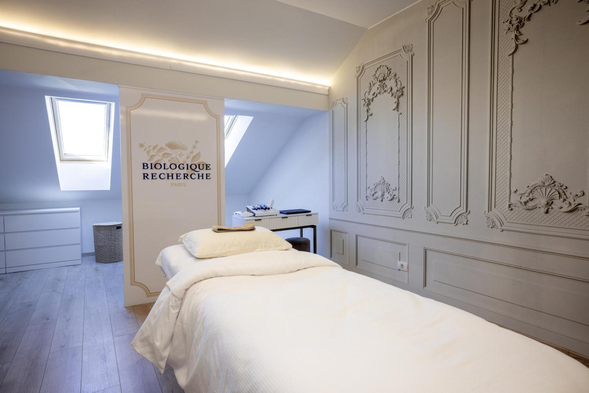 Tresor Le Palais Timisoara, Curio Collection By Hilton Hotel Exterior foto