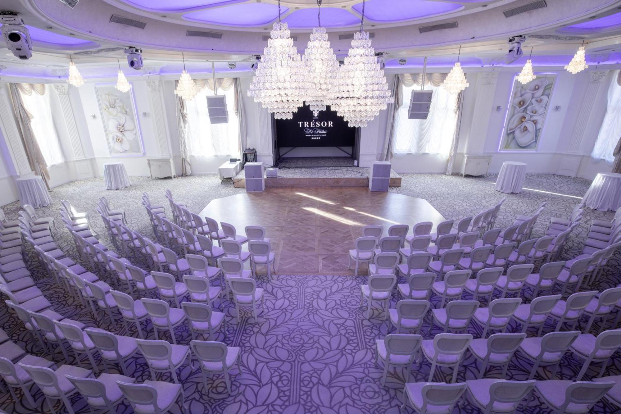Tresor Le Palais Timisoara, Curio Collection By Hilton Hotel Exterior foto